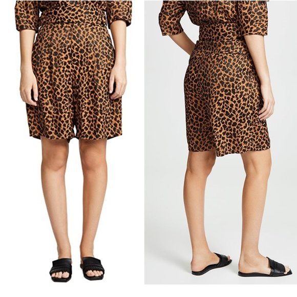 TOGA Pulla | Shorts | Toga Pulla Animal Print Shorts Nwt High